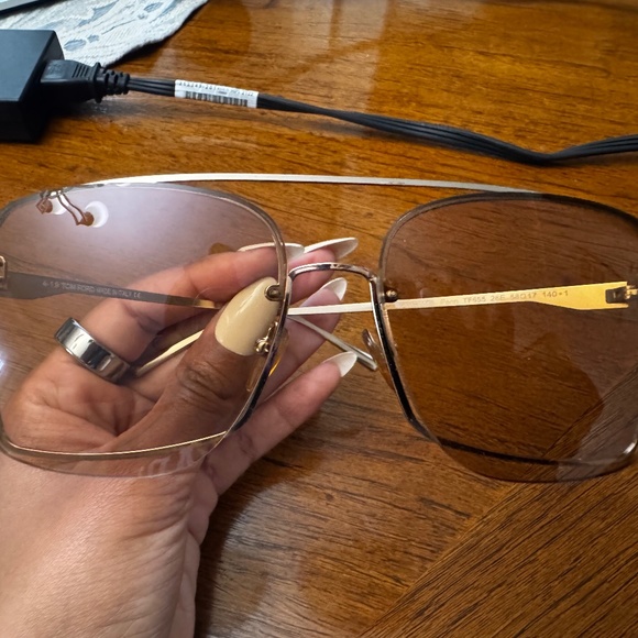 Tom Ford Penn sunglasses for sheiscandace - Picture 7 of 10